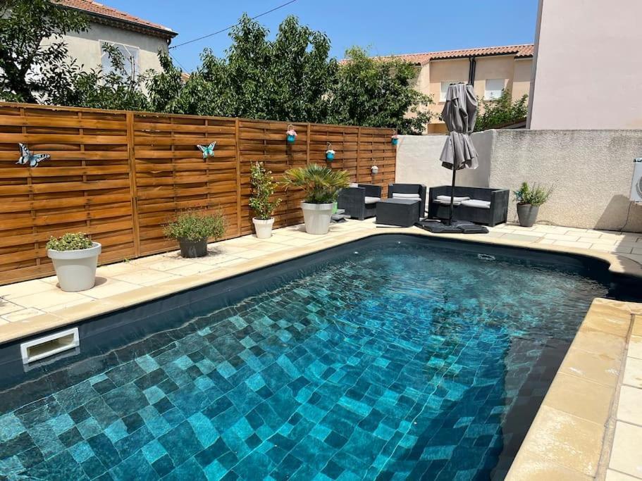 Superbe Studio Neuf Avec Piscine Montélimar Exterior foto